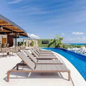 https://shore.tulum-hotels.net
