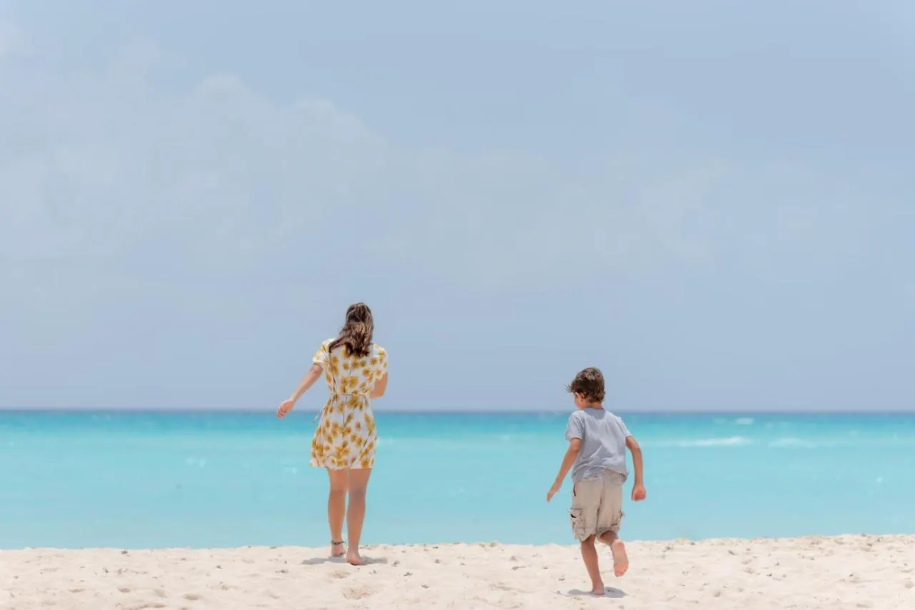 ****  פלאייה דל כרמן The Reef Playacar Beach Resort & Spa מקסיקו