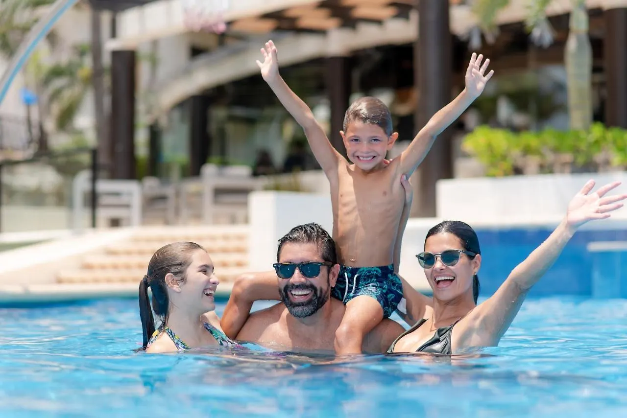 פלאייה דל כרמן The Reef Playacar Beach Resort & Spa 4*, פלאייה דל כרמן מקסיקו
