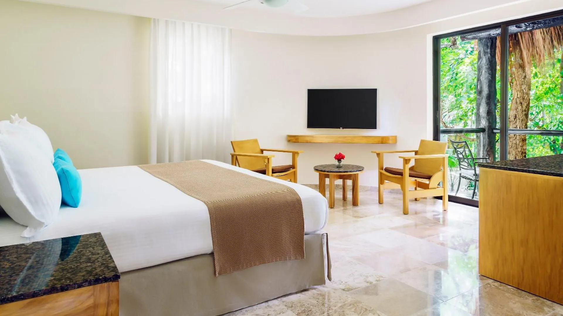The Reef Playacar Beach Resort & Spa Playa del Carmen